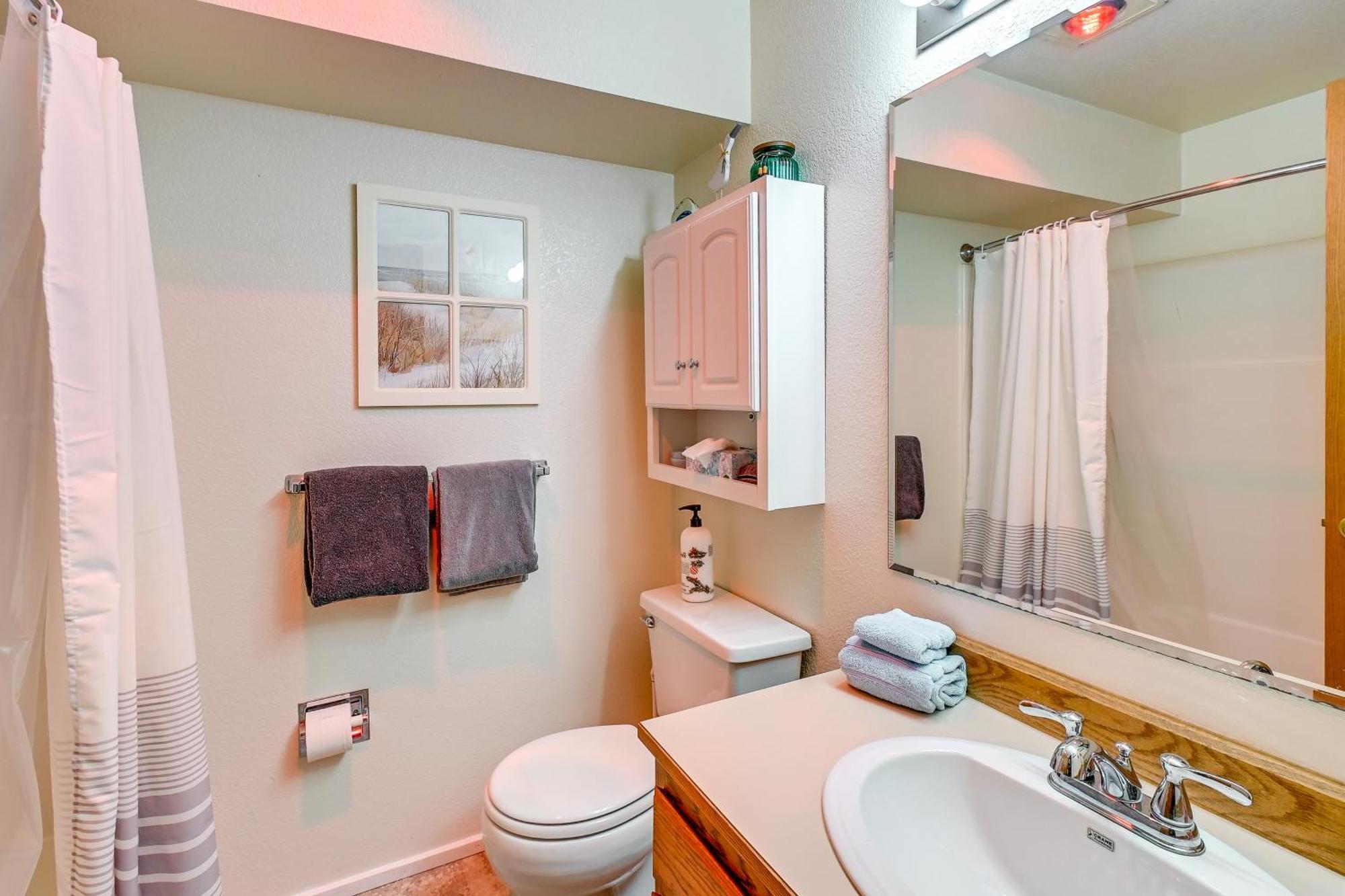 Ocean Shores Condo With Balcony Less Than 1 Mi To Beach! Zewnętrze zdjęcie